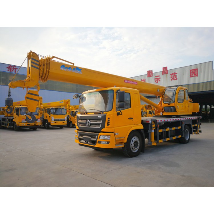 山东济宁勤昌16吨吊车|陕汽轩德底盘