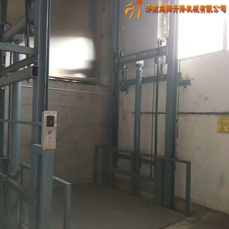 潍坊导轨式升降机固定液压升降平台厂房专用货物电梯