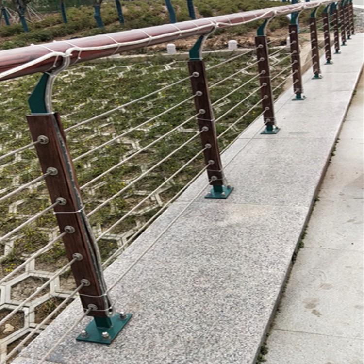 湘阳不锈钢穿钢丝绳护栏厂家不锈钢复合管栏杆防撞检验标准