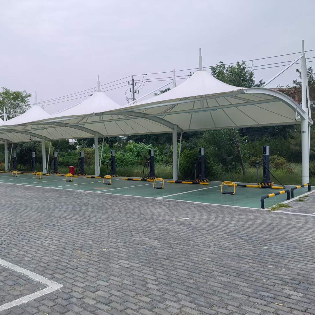 膜结构冒顶式车棚