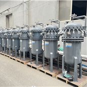 喷四氟多袋式过滤器