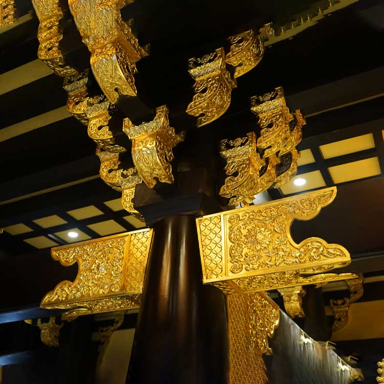 洛阳瑶光殿铜雕贴金工程