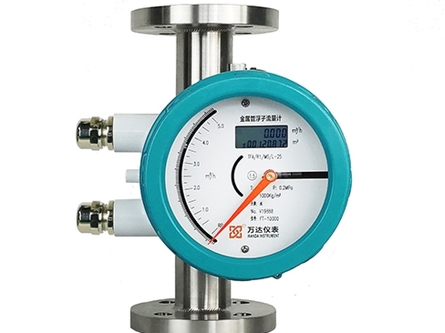 对于液体和气体介质，流量计安装方式是否有区别？