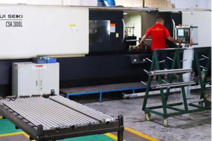 自主研发生产丝杆