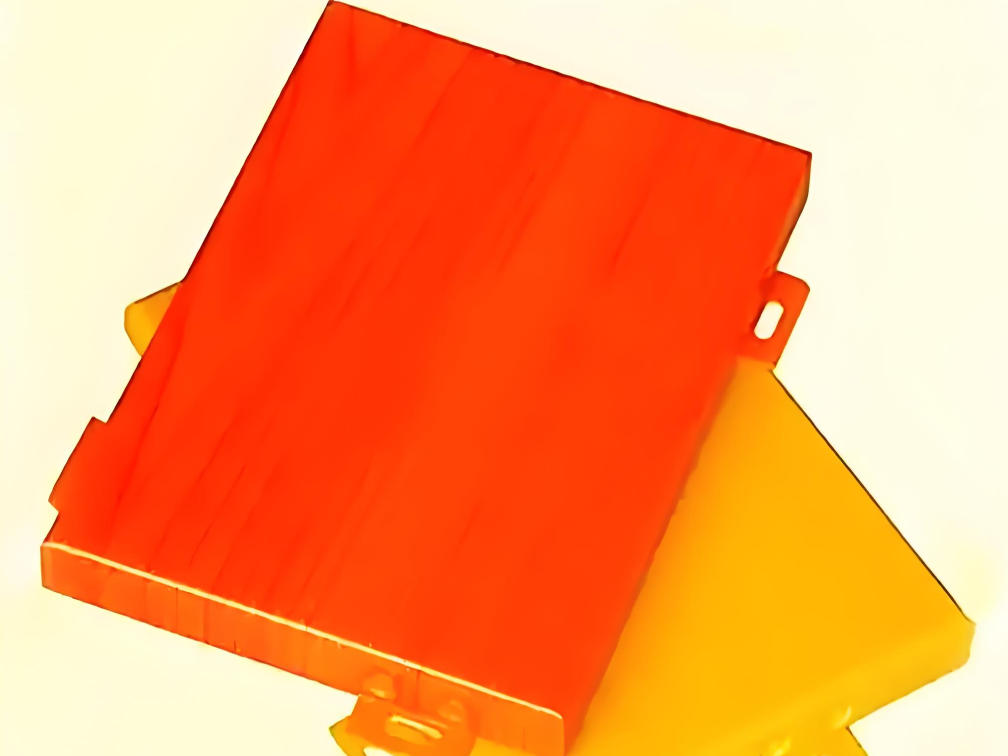 氟碳铝单板：建筑美学与实用的完美融合