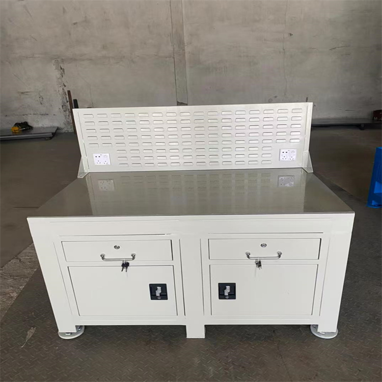 钳工工作台