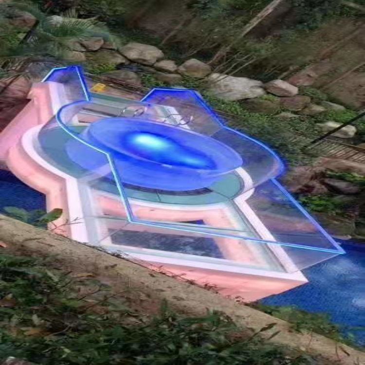 东莞半山酒店温泉池