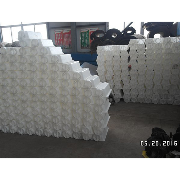 无破碎提升机专用料斗
