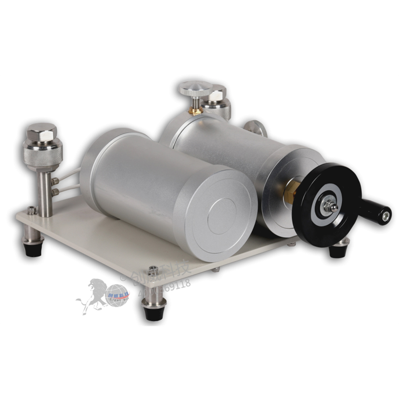 Ultra-low voltage signal generator