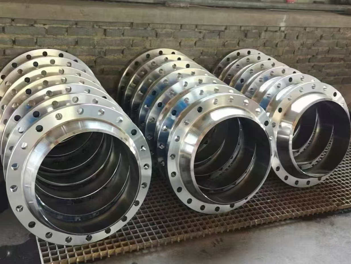 言板产品和法兰厚度的差异