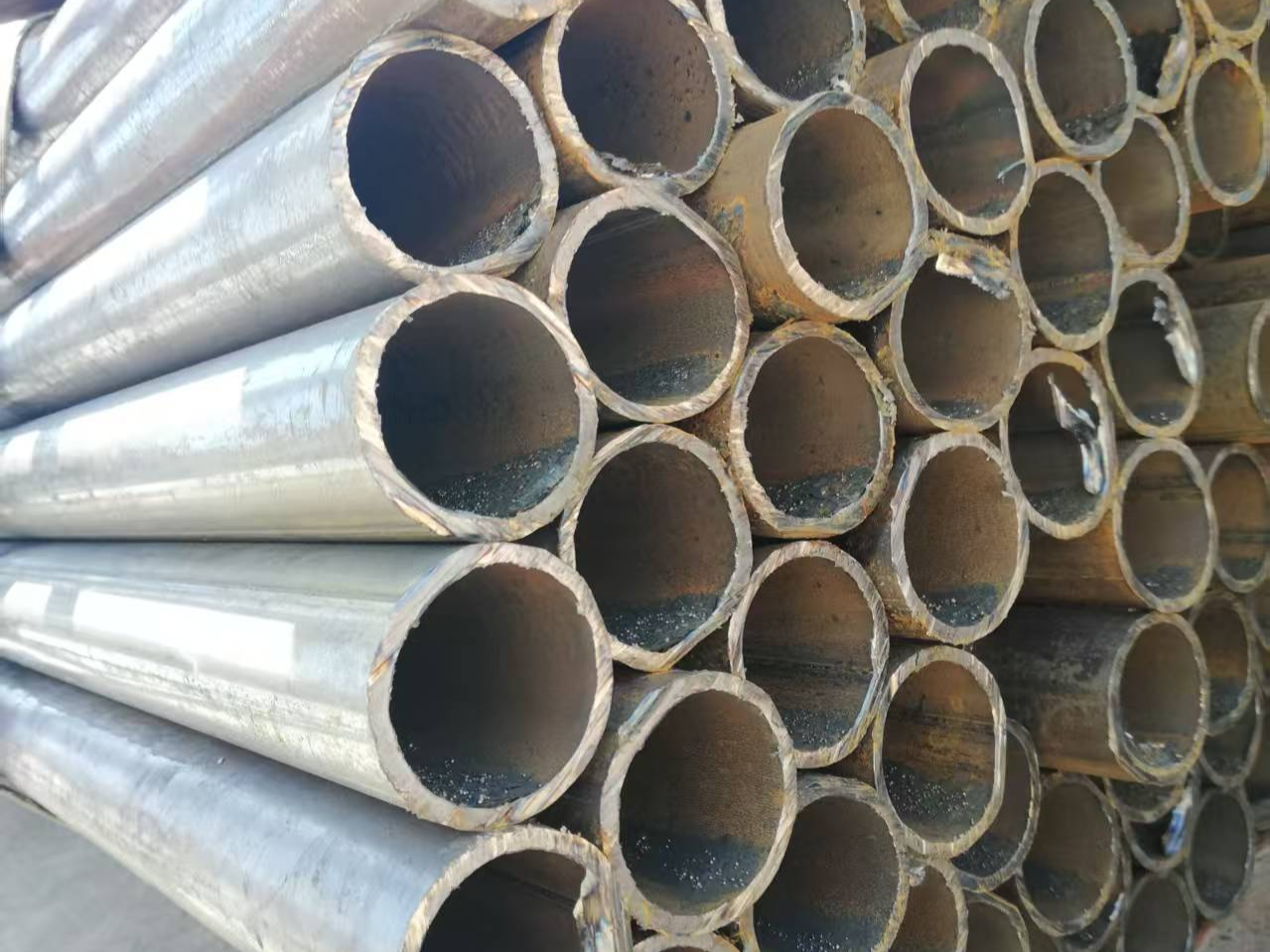 无缝管挑选秘籍：三招告别踩坑，轻松选好管