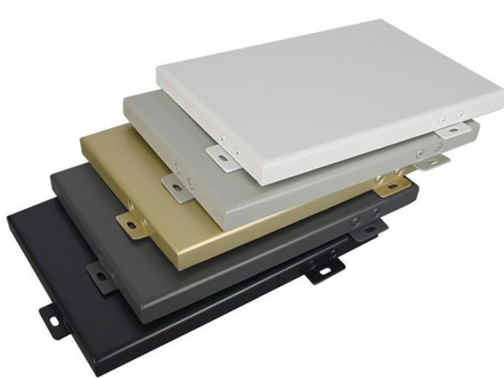 政策与市场双轮驱动 2025 年铝单板行业绿色转型加速