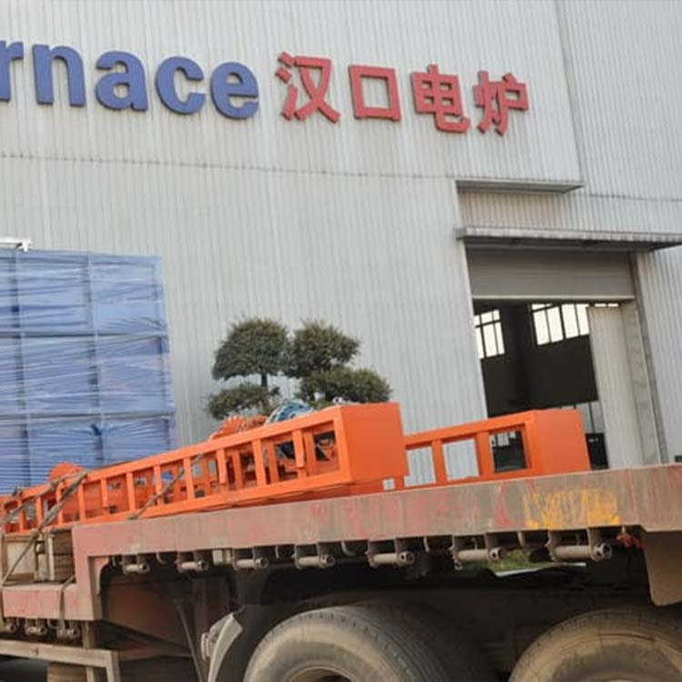  950℃中温台车炉