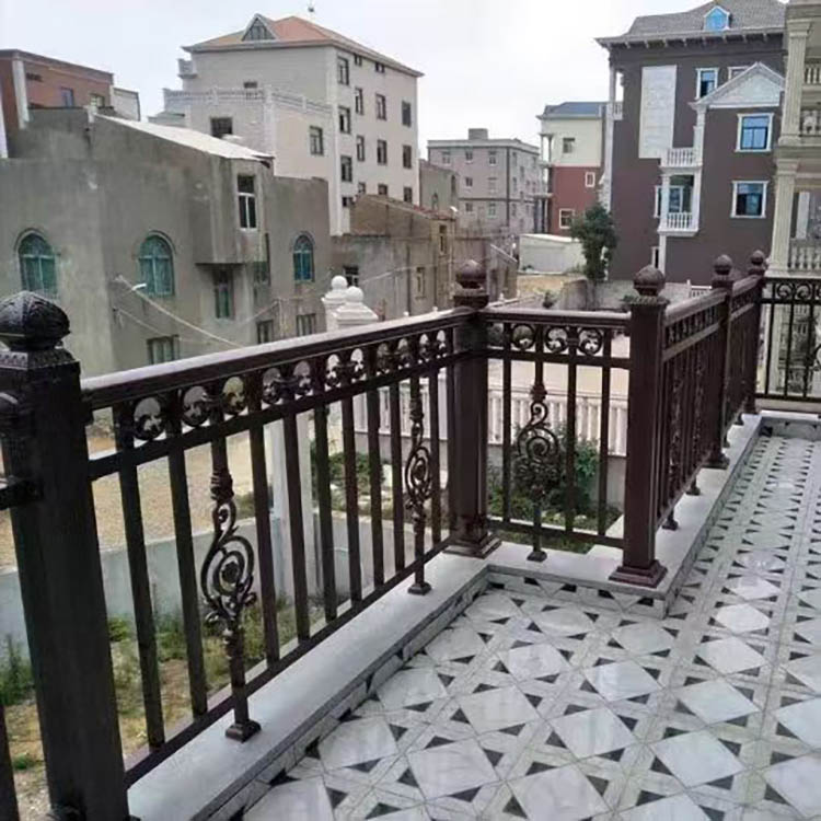 铝艺阳台护栏