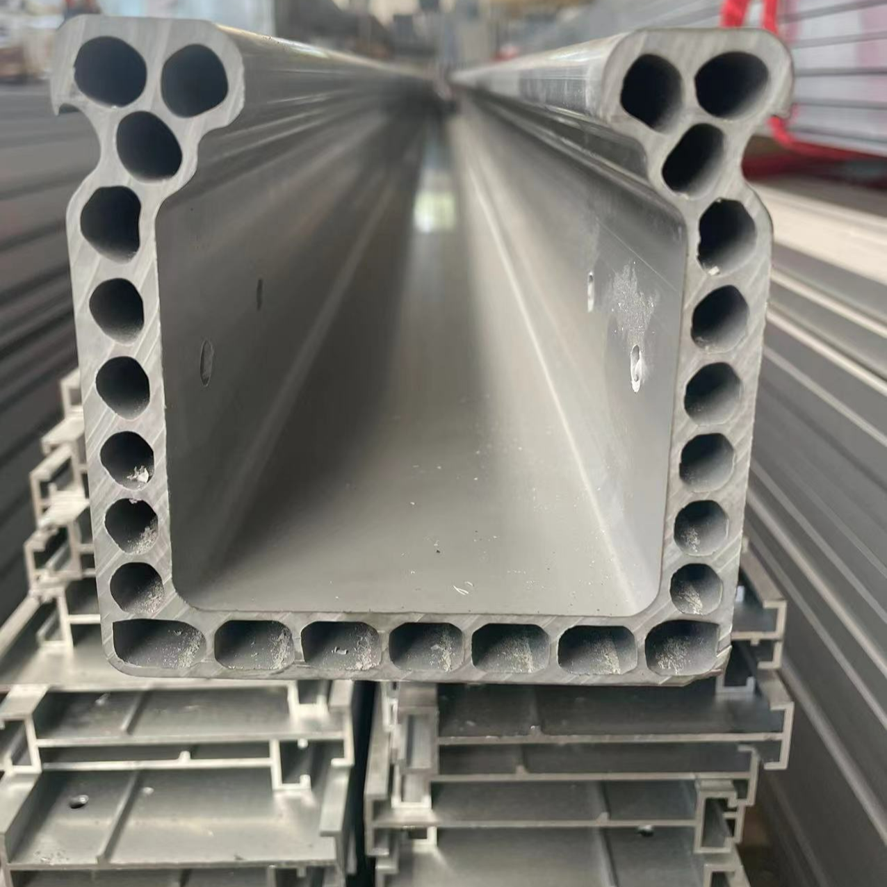 High polymer alloy bridge beam