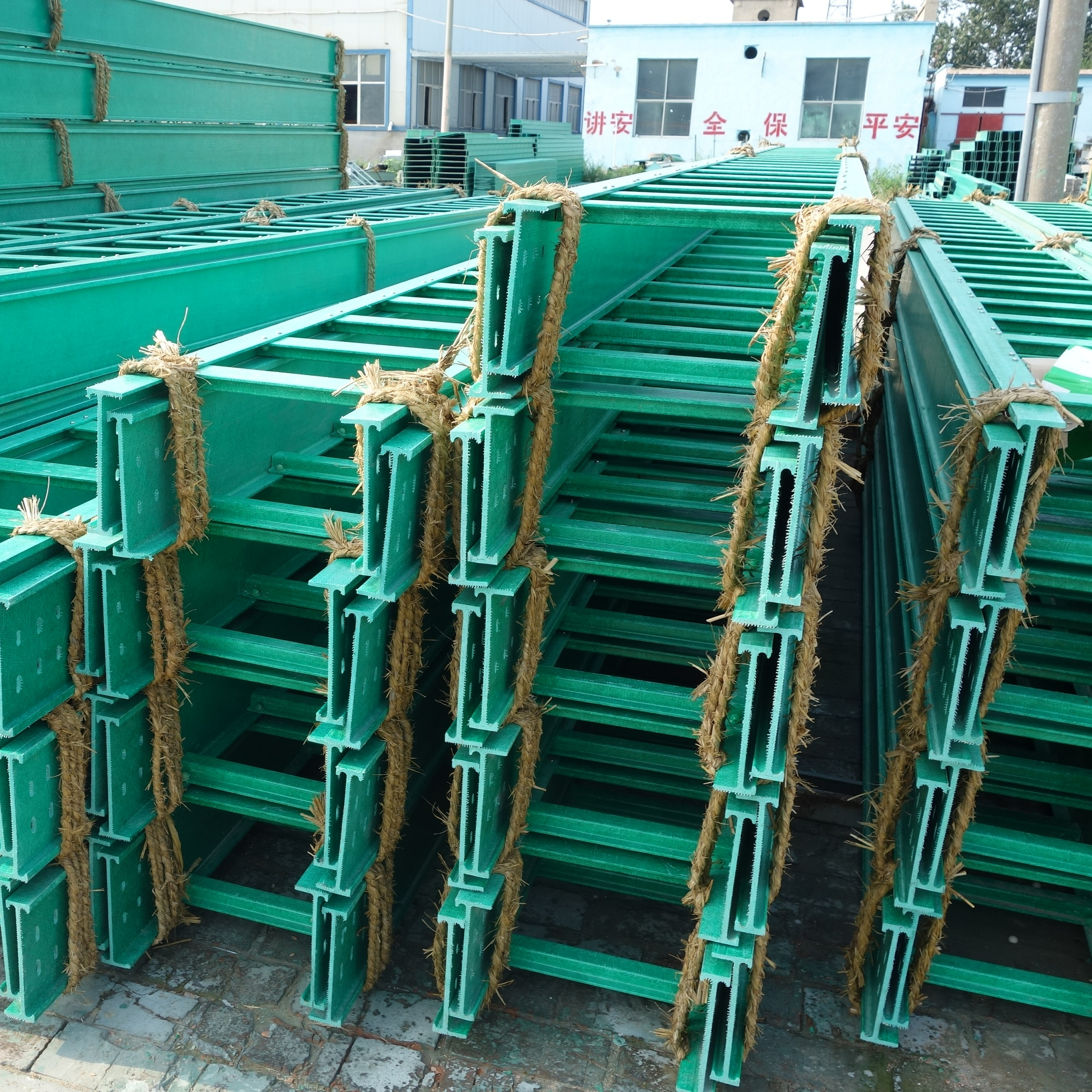 Glass Fiber Reinforced Plastic (GFRP) Bridge Trays