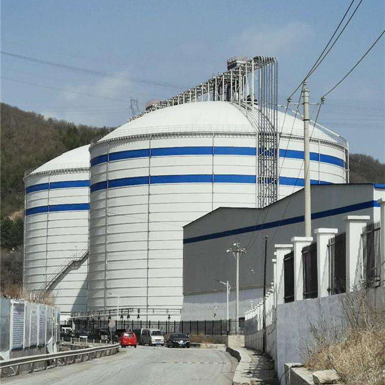 30-foot diameter steel storage silo