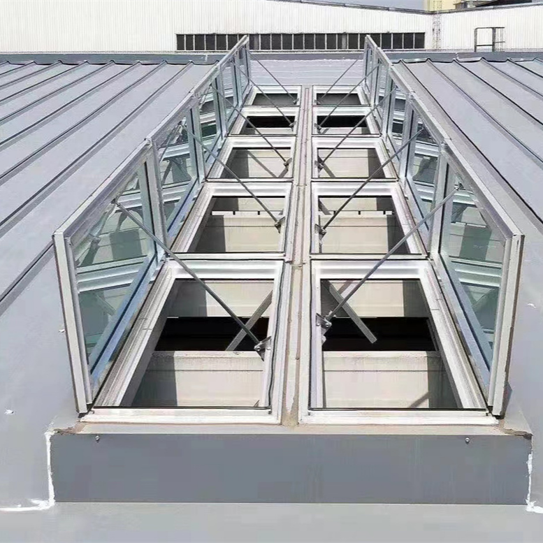 One-way smoke exhaust skylight