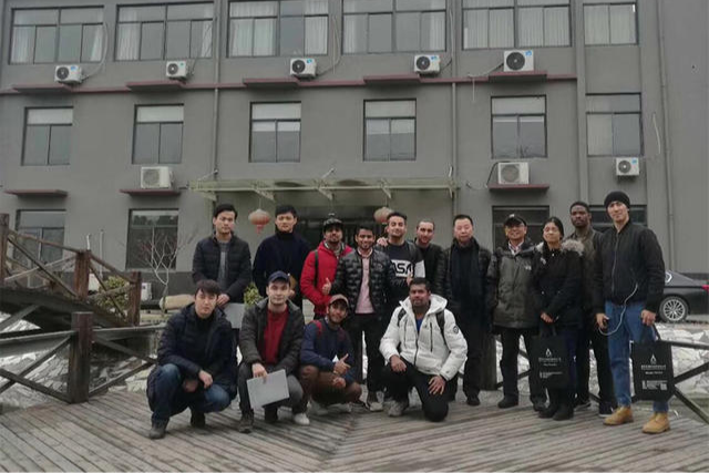 西亚及欧洲客人