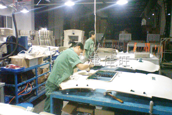 **汽车打胶应用