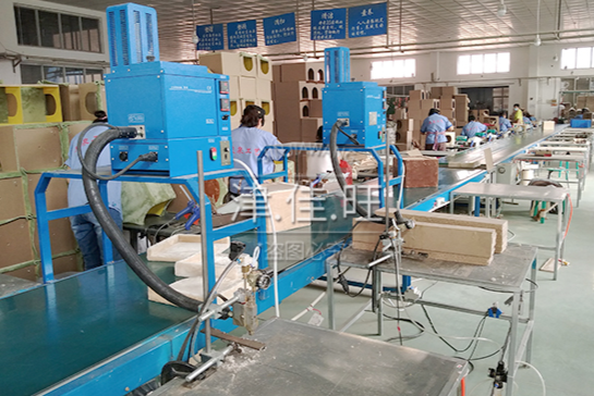 纸板自动打胶应用