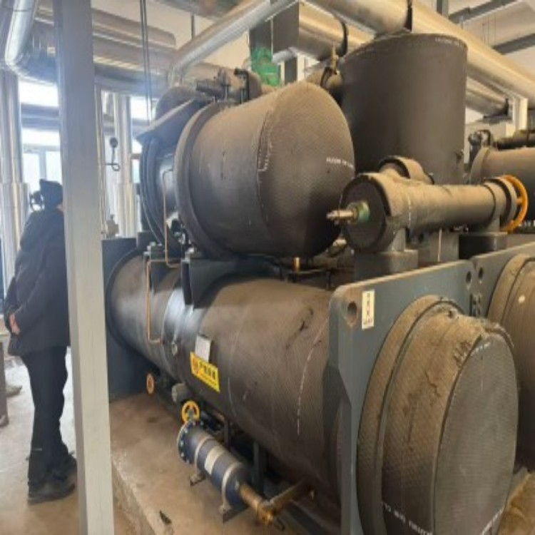 Screw compressor maintenance