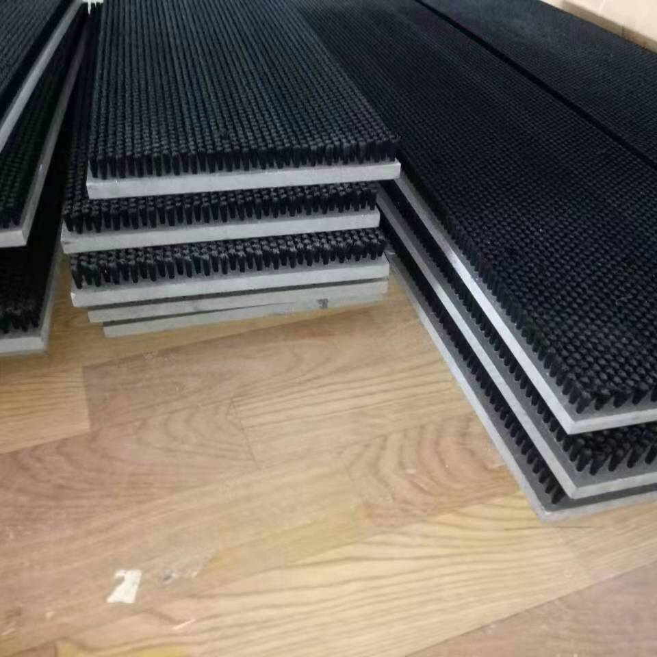 PVC毛刷板 PVC板条刷 塑料条刷