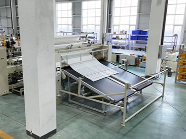 好的电脑绗缝机设施也该当有较高的主动化水平