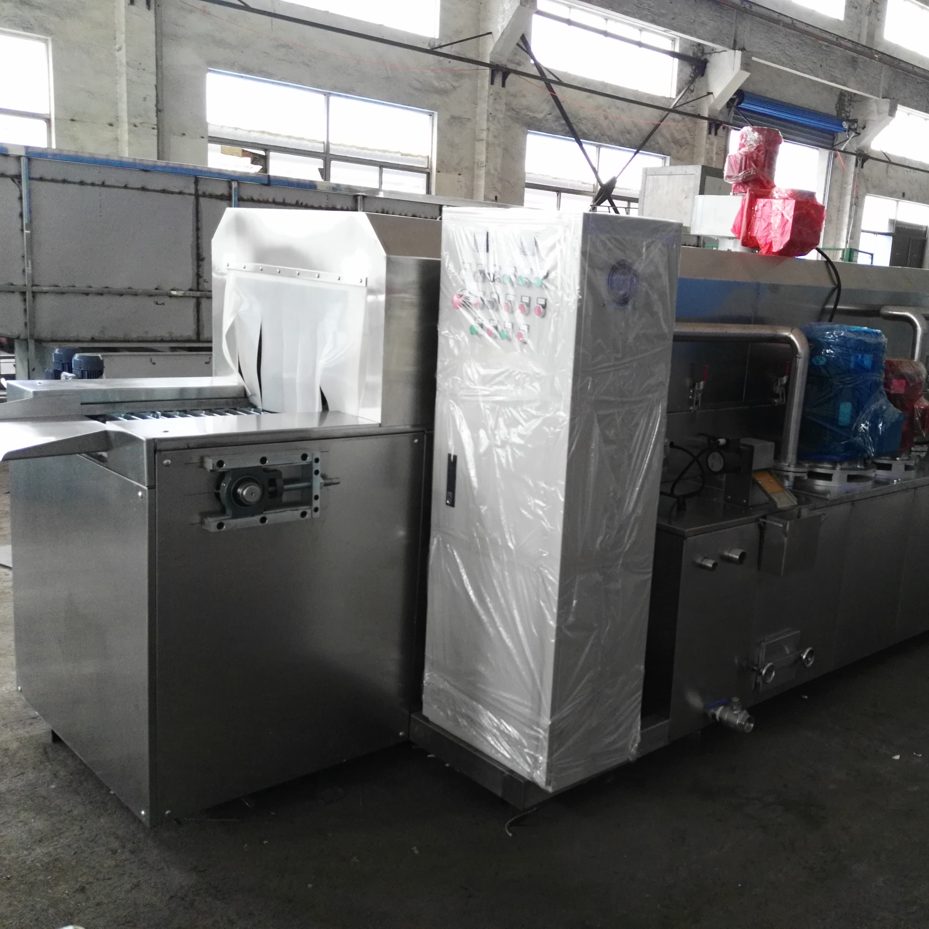 通过式清洗烘干机