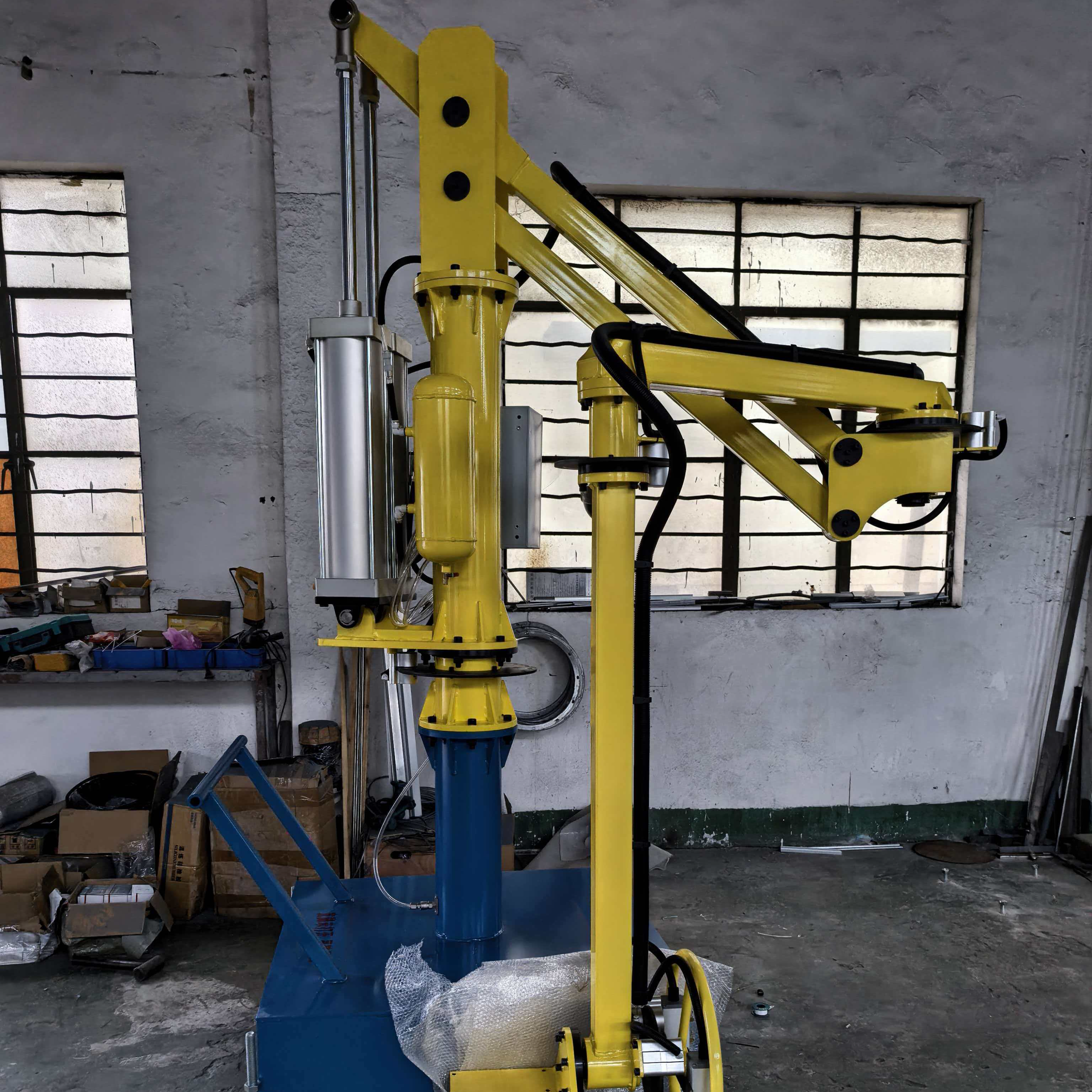 气动助力机械手