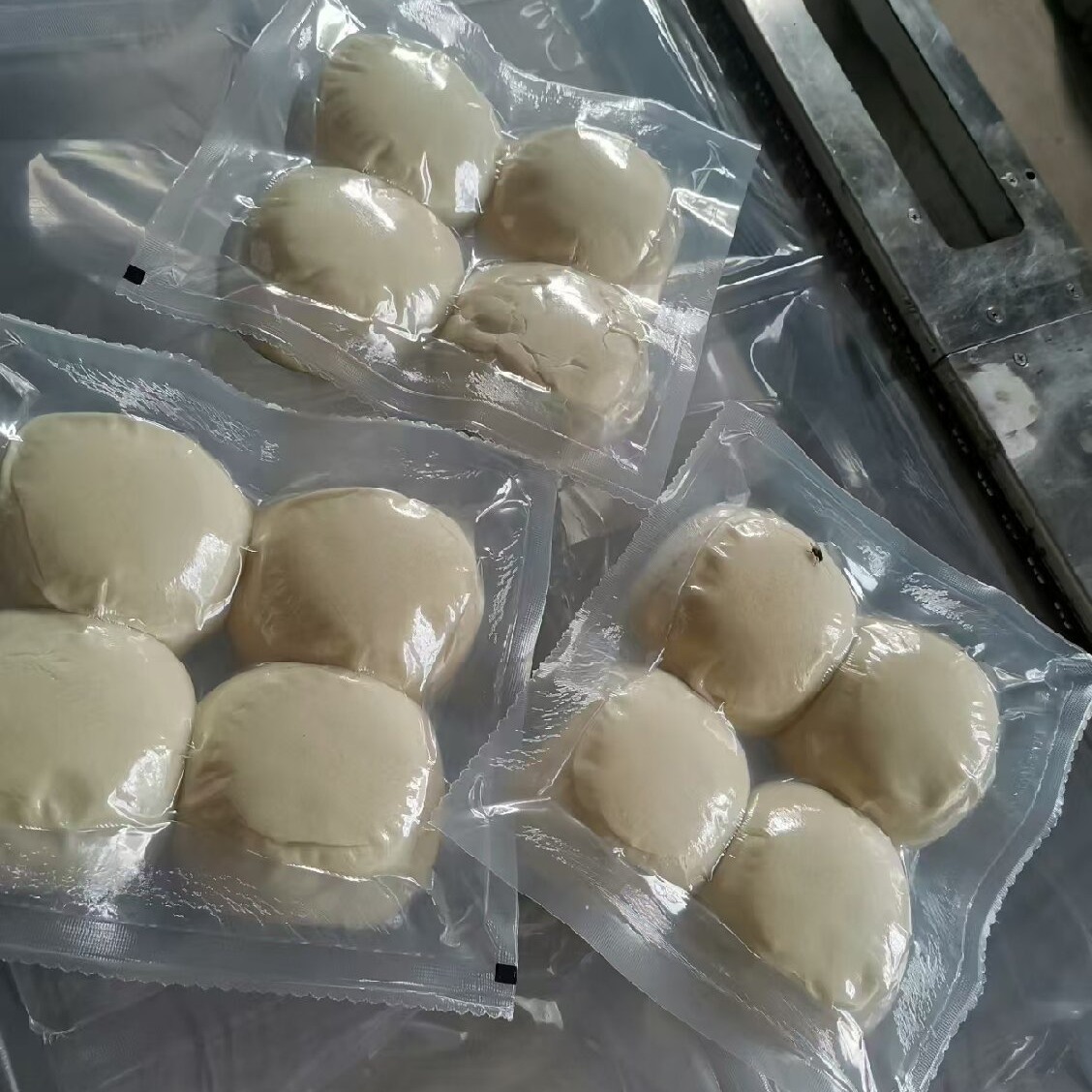 花样馒头二手拉伸膜真空包装机