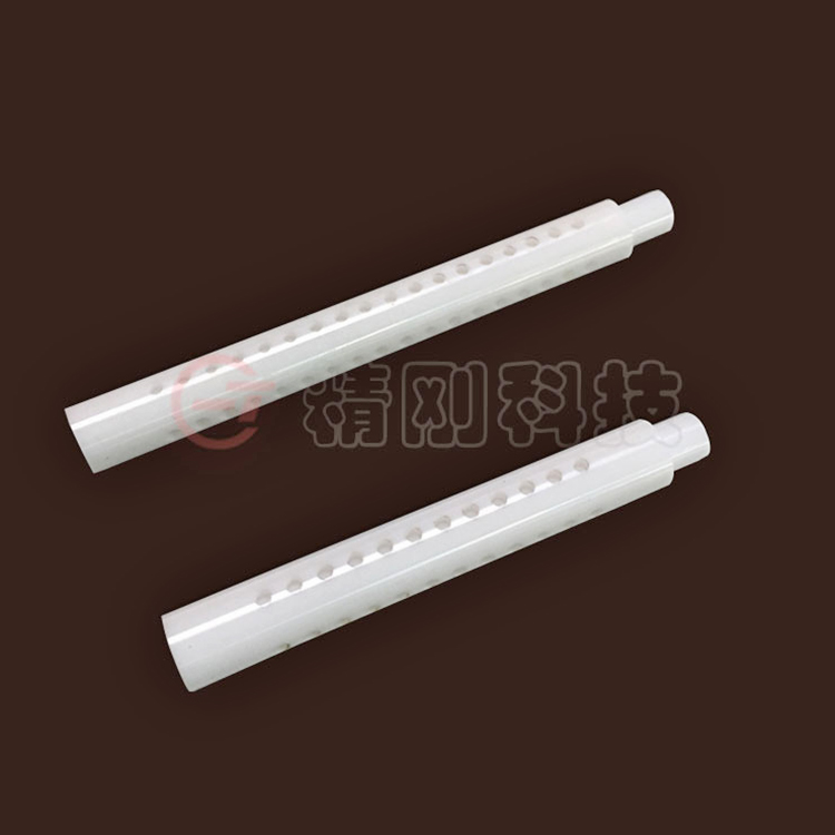 多孔氧化铝陶瓷