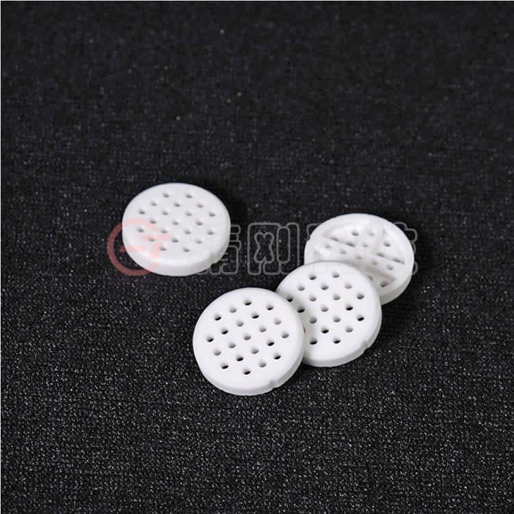 多孔氧化铝陶瓷