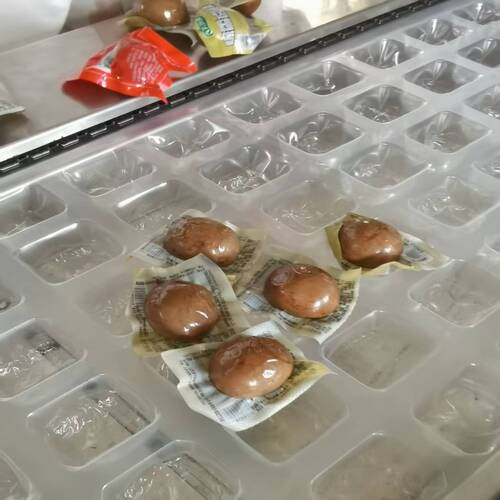 卤蛋产品二手拉伸膜真空包装机