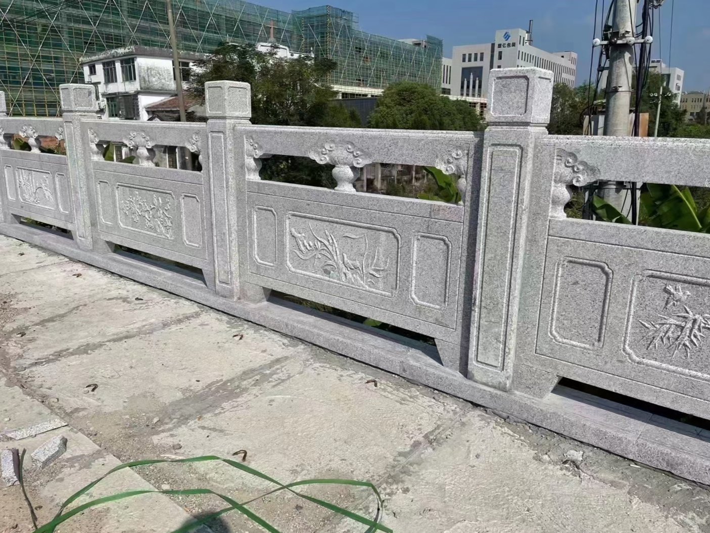 怎么判断石栏杆质量好坏？