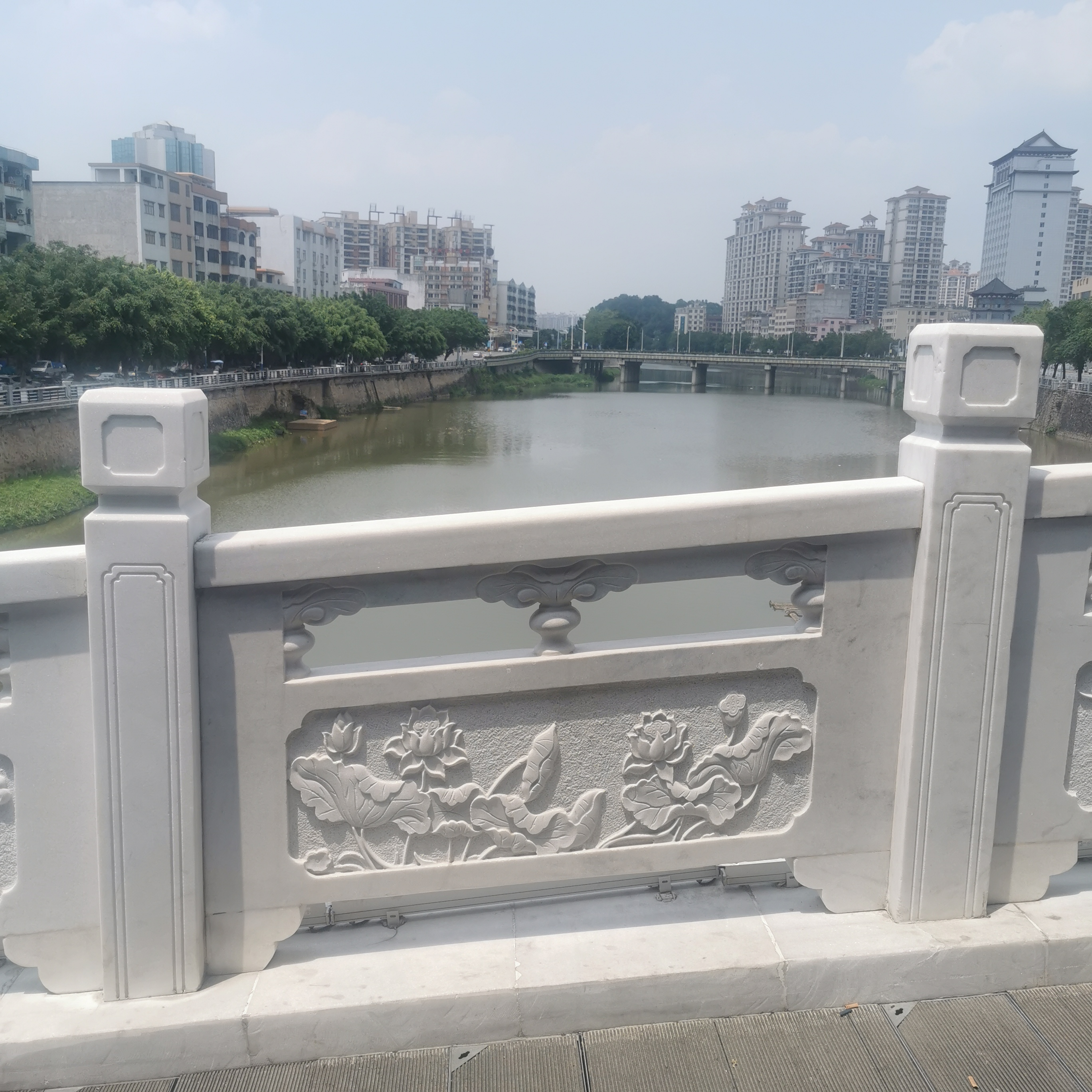 石栏杆