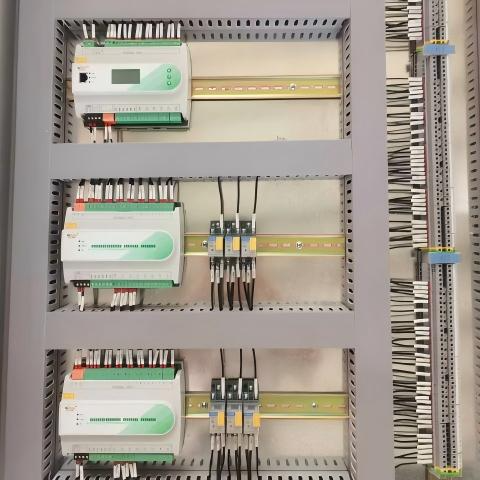YCS842C旧改楼宇自控控制器
